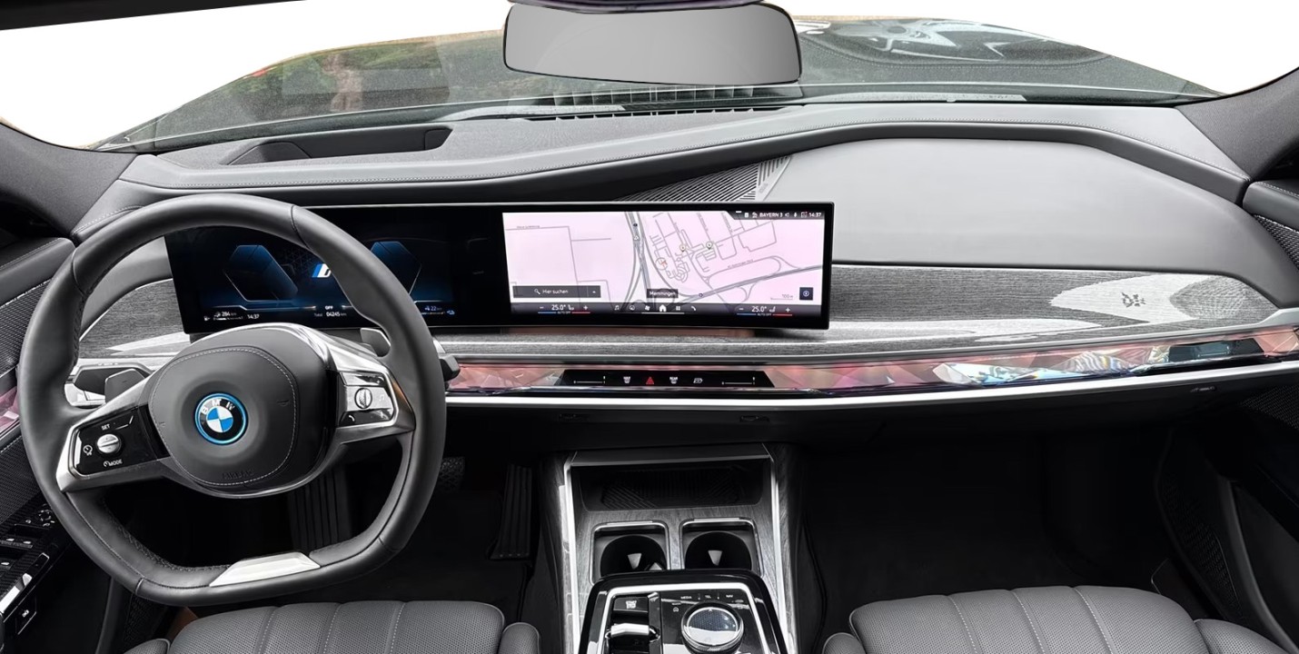 BMW Seria 7 xDrive750e (5)