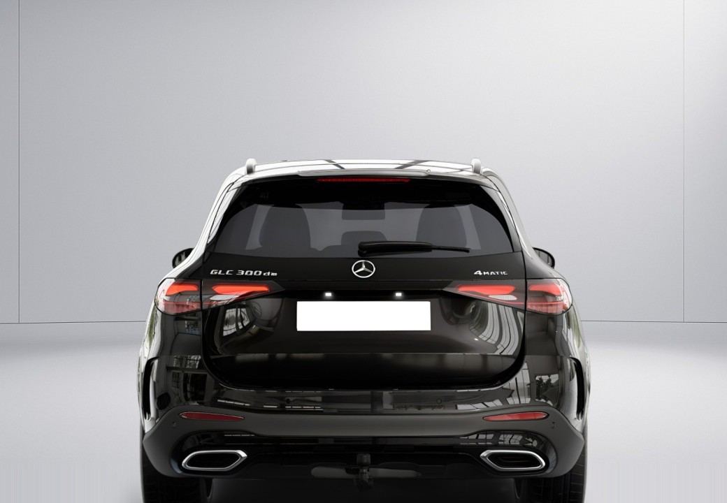 Mercedes-Benz GLC 300de 4MATIC AMG (5)