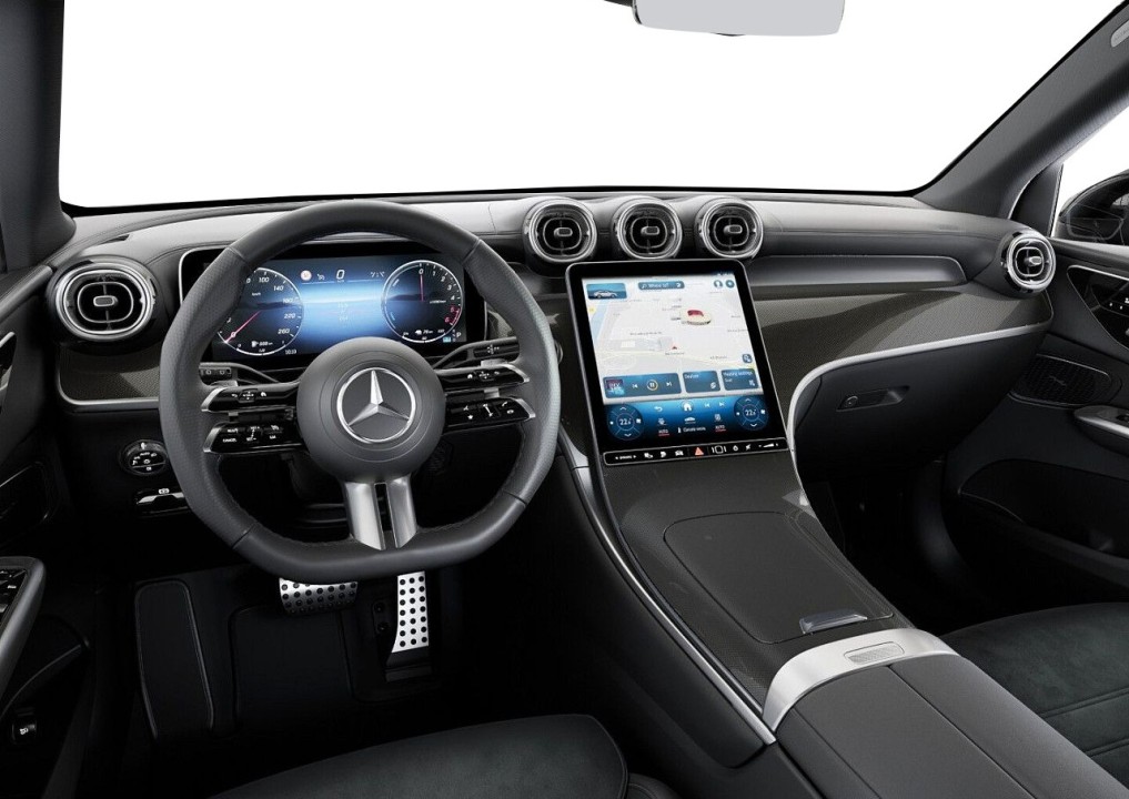 Mercedes-Benz GLC 300de 4MATIC AMG - foto 18