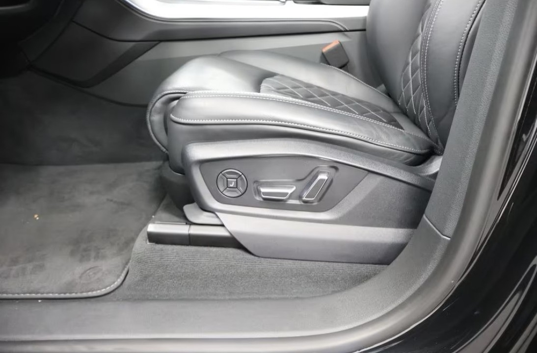 Audi Q8 50 TDI Quattro S-line - foto 26