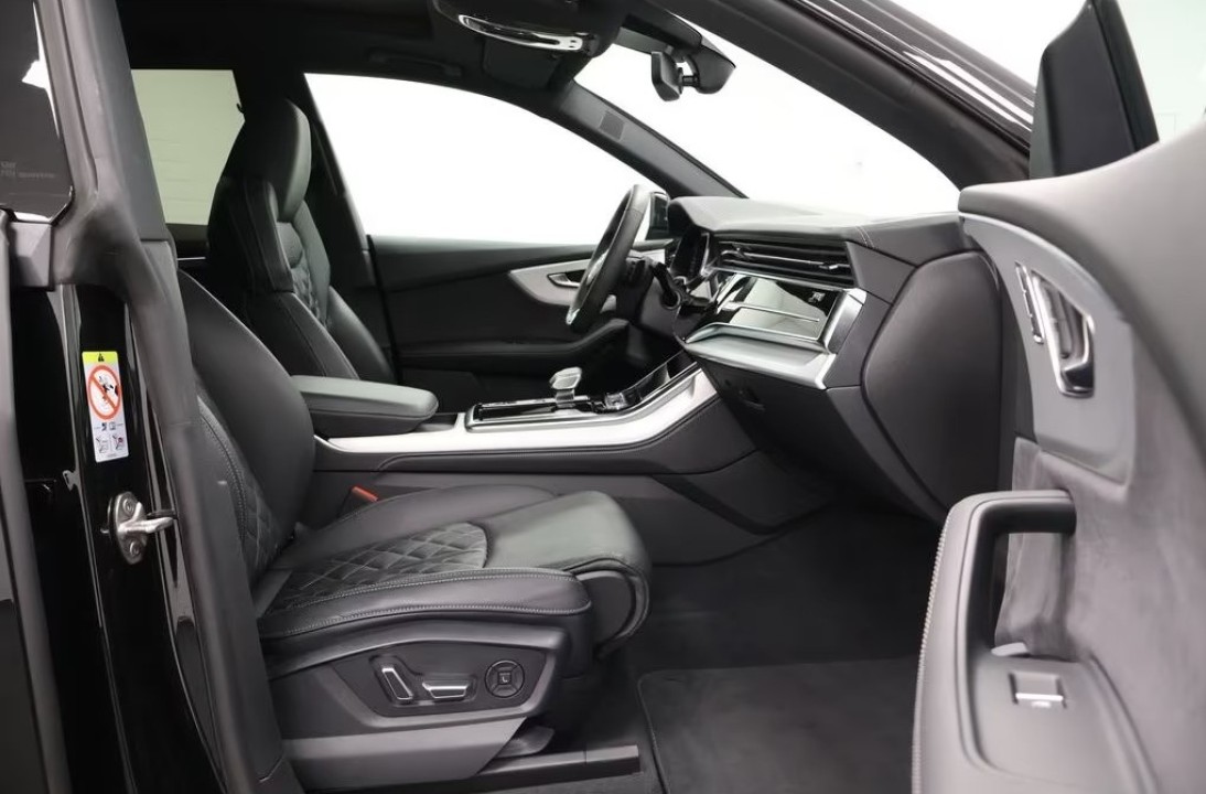 Audi Q8 50 TDI Quattro S-line - foto 11