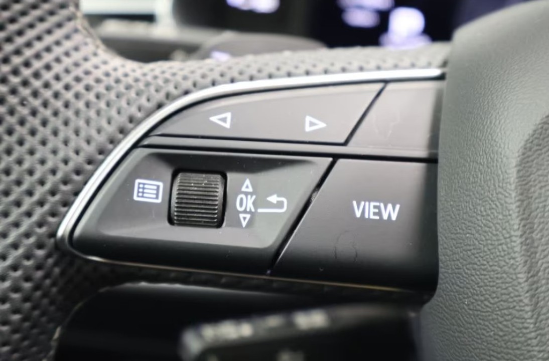 Audi Q8 50 TDI Quattro S-line - foto 12