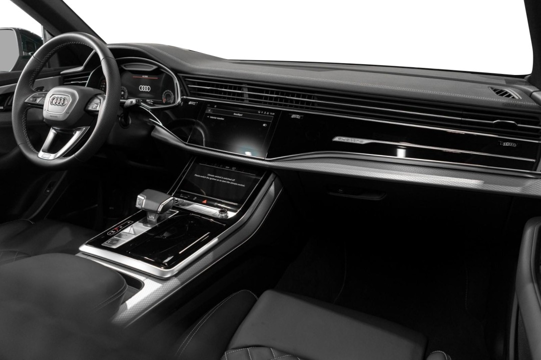 Audi Q8 55 TFSI Quattro S-Line - foto 8