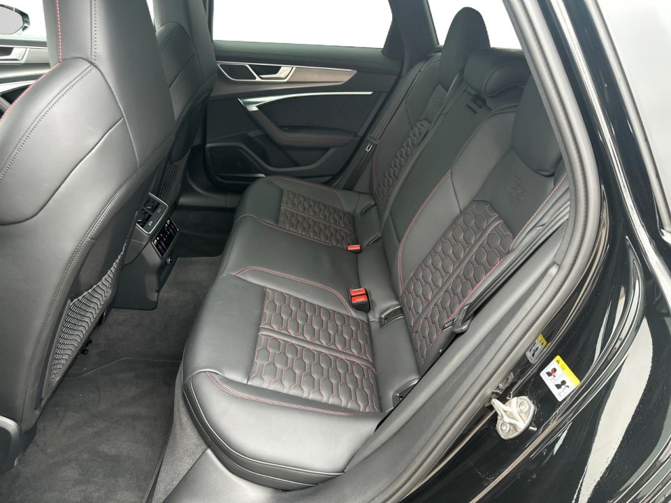 Audi RS6 Quattro - foto 11