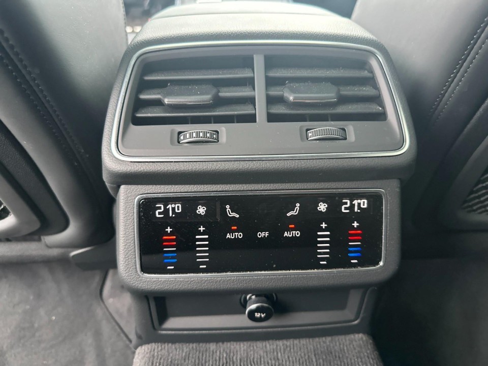 Audi RS6 Quattro - foto 19