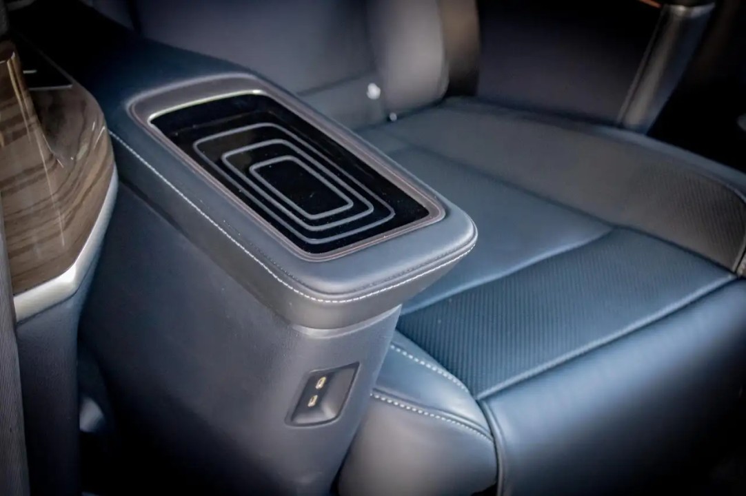 Mercedes-Benz V 300d 4MATIC Extralong VIP - foto 36