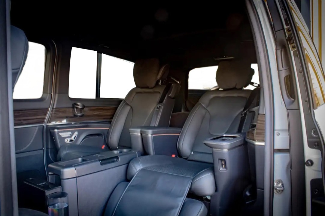 Mercedes-Benz V 300d 4MATIC Extralong VIP - foto 13