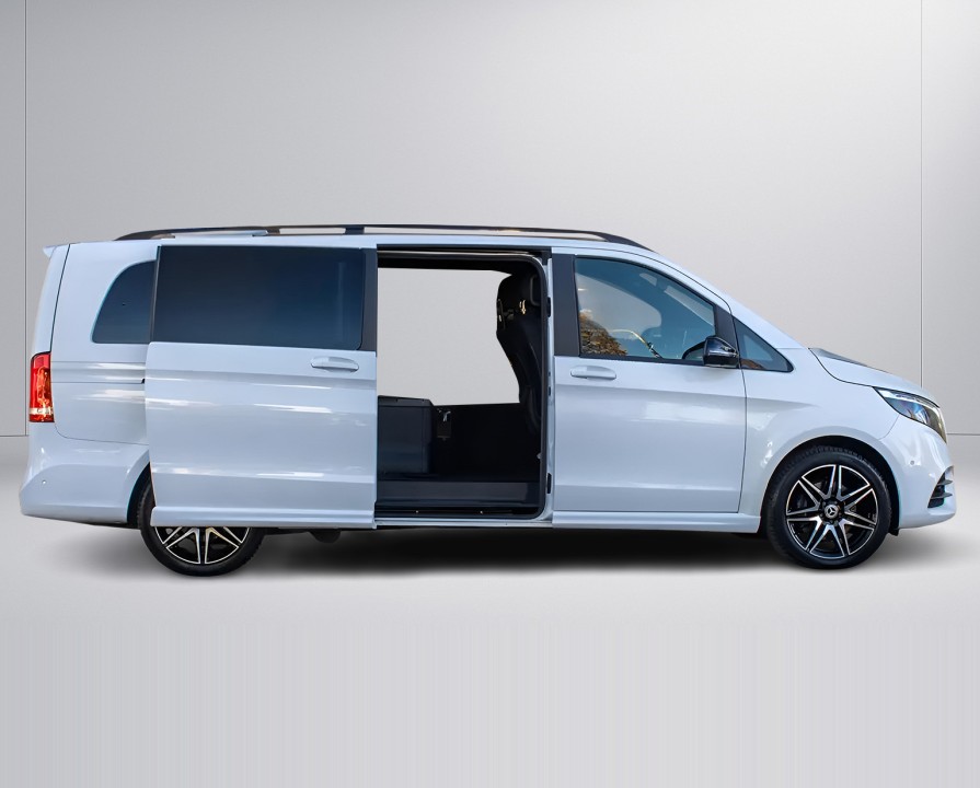 Mercedes-Benz V 300d 4MATIC Extralong VIP (3)