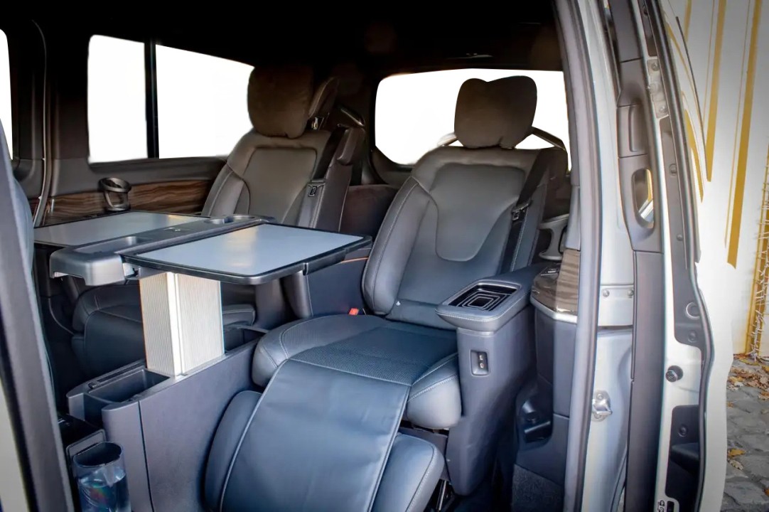 Mercedes-Benz V 300d 4MATIC Extralong VIP - foto 11