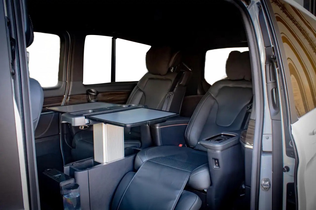 Mercedes-Benz V 300d 4MATIC Extralong VIP - foto 17