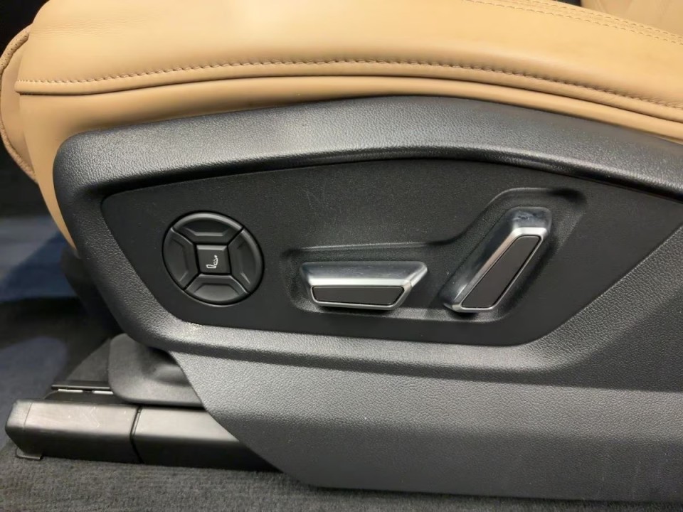 Audi Q8 50TDI quattro tiptronic S-Line - foto 10