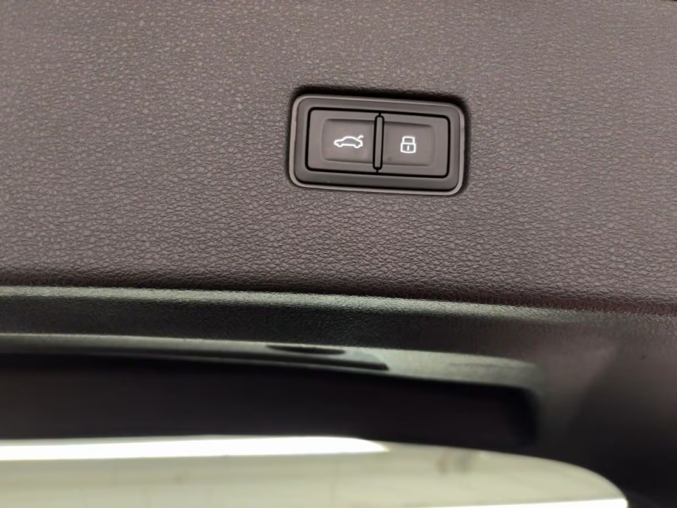 Audi Q8 50TDI quattro tiptronic S-Line - foto 11