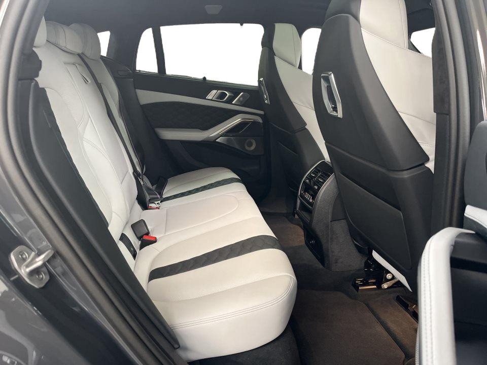 BMW X6 M Competition - foto 7