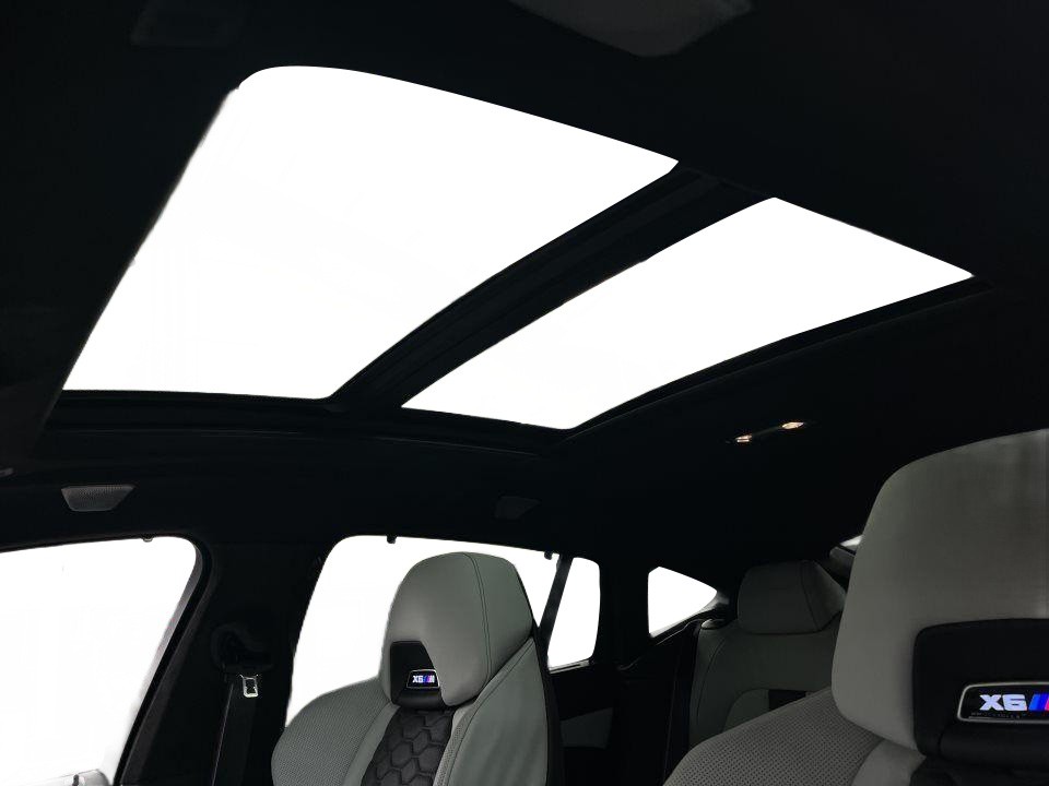 BMW X6 M Competition - foto 11
