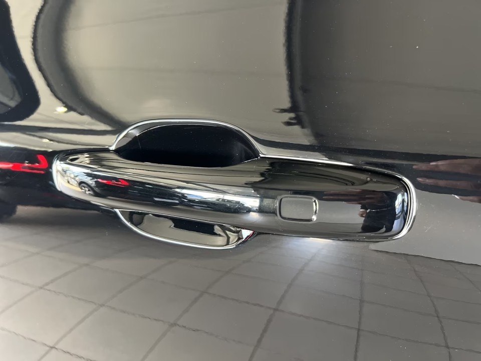 Volvo XC 60 T6 Recharge AWD Plus Black - foto 35