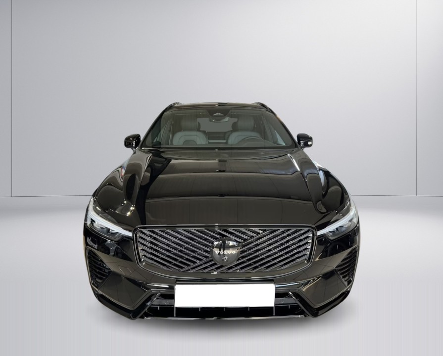 Volvo XC 60 T6 Recharge AWD Plus Black - foto 10