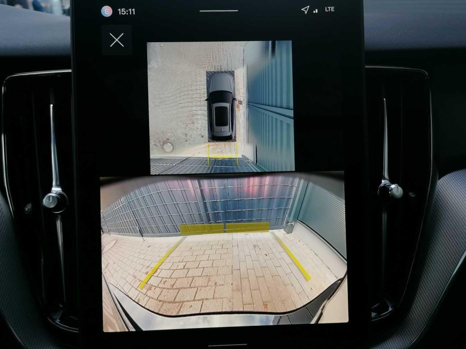 Volvo XC 60 T8 Recharge AWD Plus Dark - foto 7