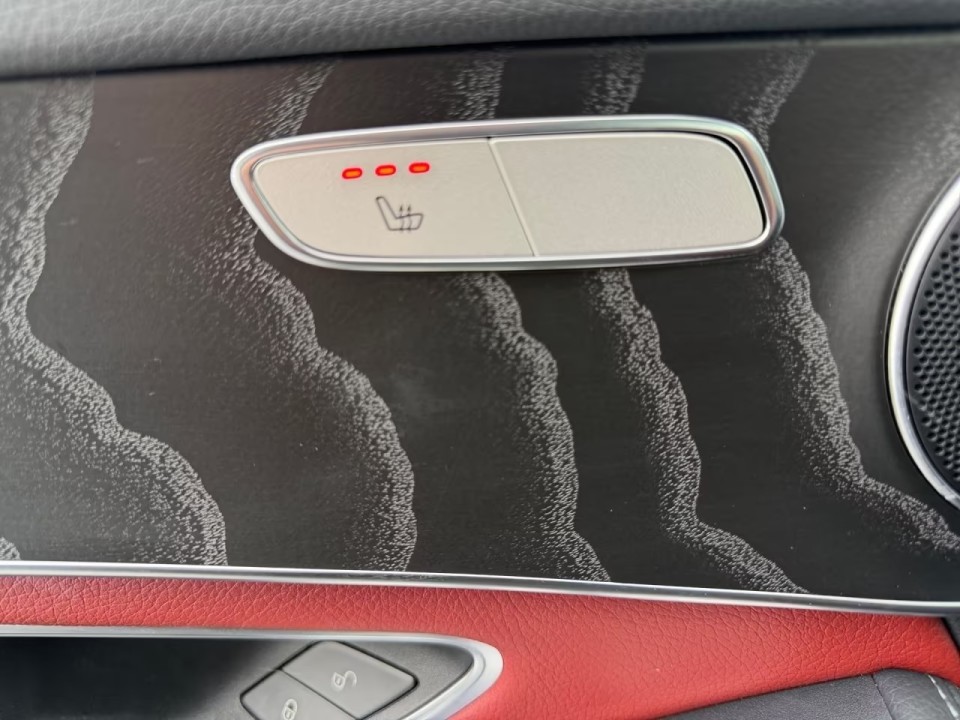 Mercedes-Benz GLC 300d 4MATIC AMG - foto 11