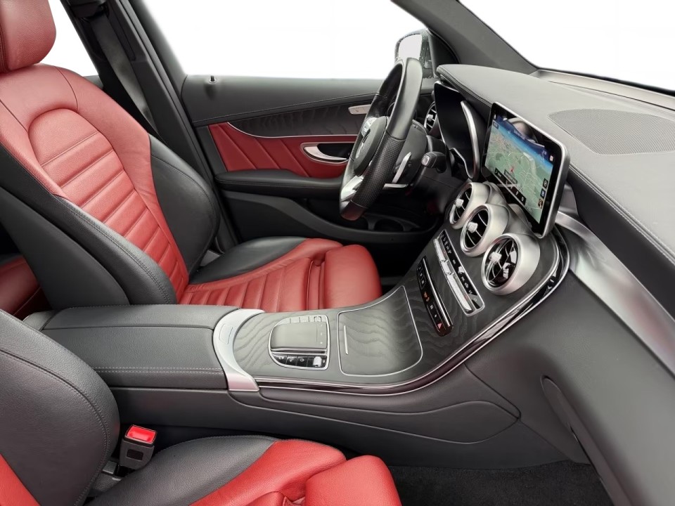 Mercedes-Benz GLC 300d 4MATIC AMG - foto 7