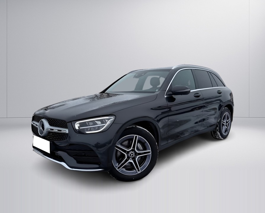 Mercedes-Benz GLC 300d 4MATIC AMG (4)