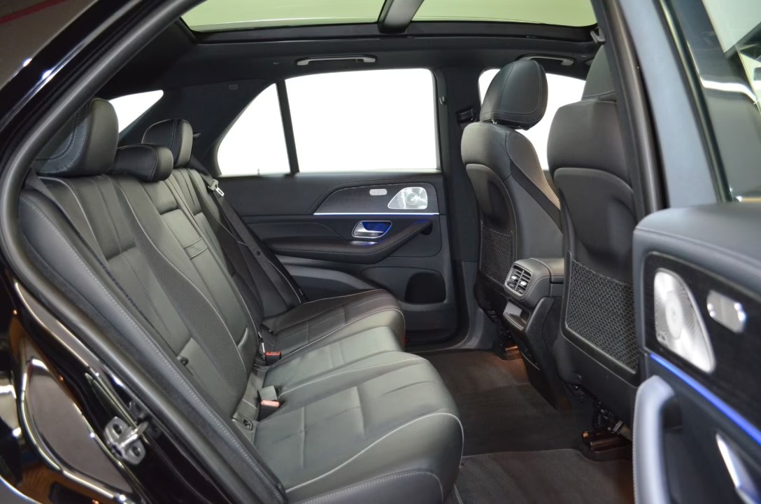 Mercedes-Benz GLE 300d 4MATIC - foto 26