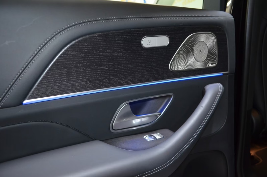 Mercedes-Benz GLE 300d 4MATIC - foto 28