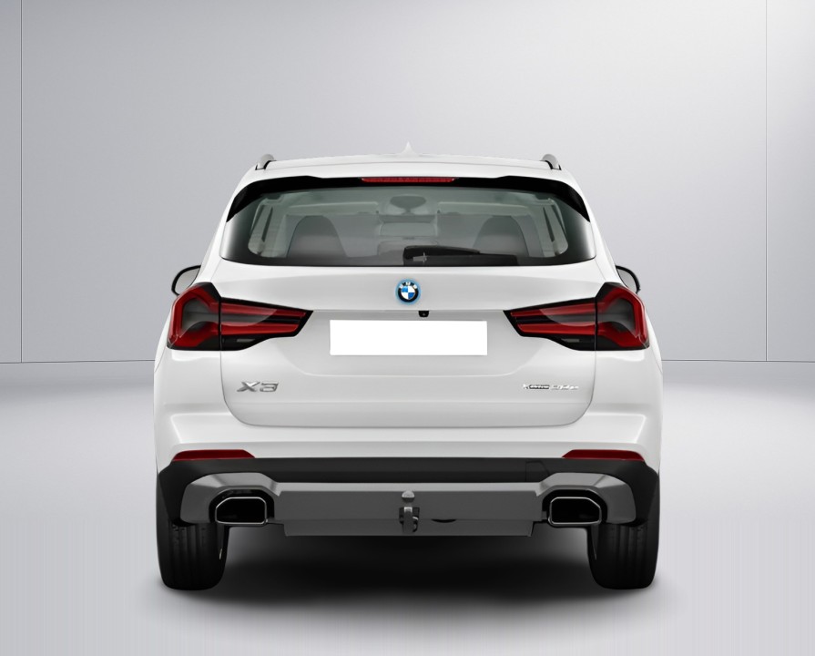 BMW X3 xDrive30e (2)