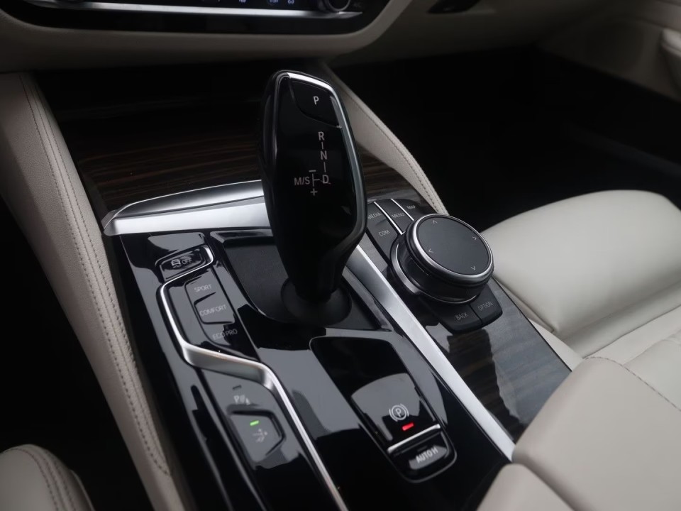 BMW Seria 6 630i M-Sport - foto 13