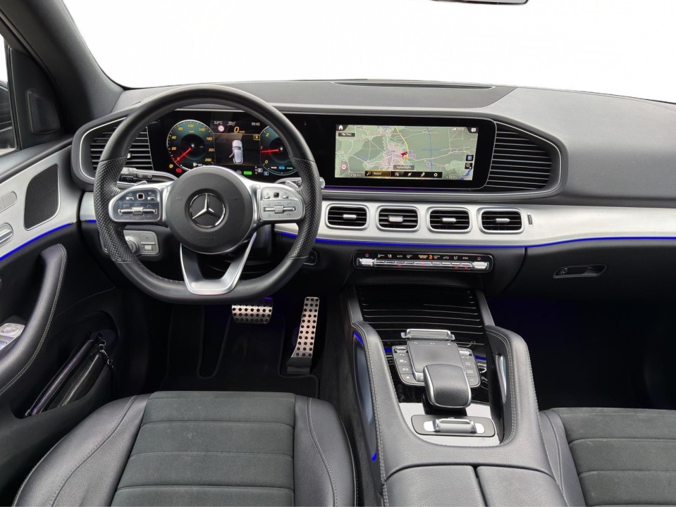 Mercedes-Benz GLE 300d 4MATIC AMG Line - foto 11