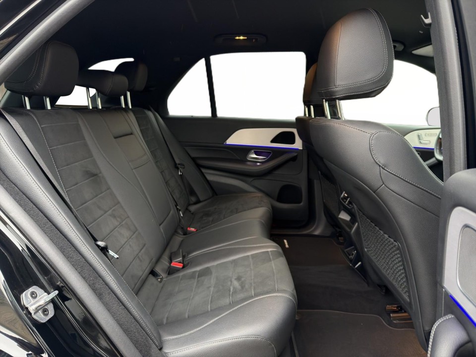 Mercedes-Benz GLE 300d 4MATIC AMG Line - foto 9