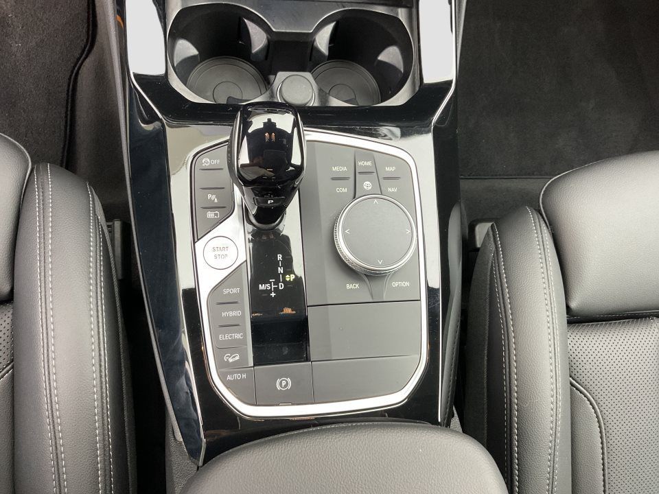 BMW X3 xDrive30e - foto 12