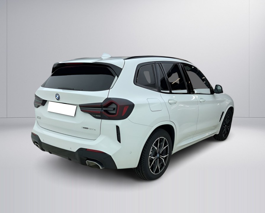 BMW X3 xDrive30e (3)