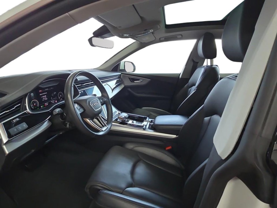 Audi Q8 55 TFSIe quattro - foto 9