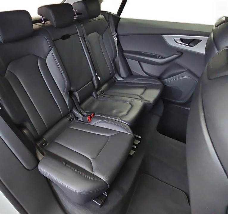 Audi Q8 55 TFSIe quattro - foto 10