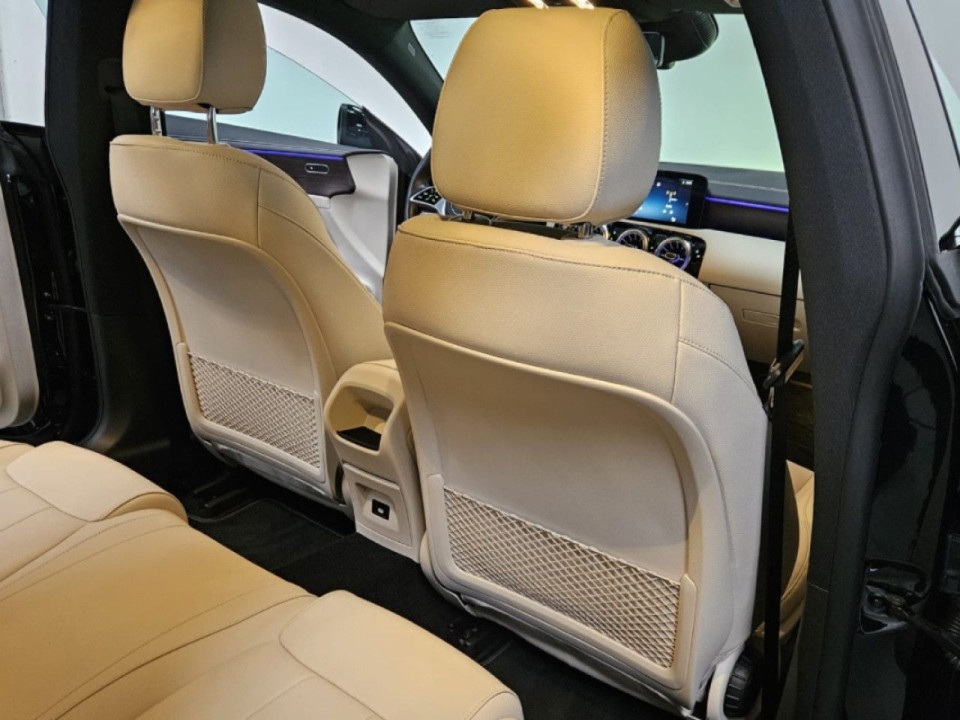 Mercedes-Benz CLA 220 4MATIC - foto 14