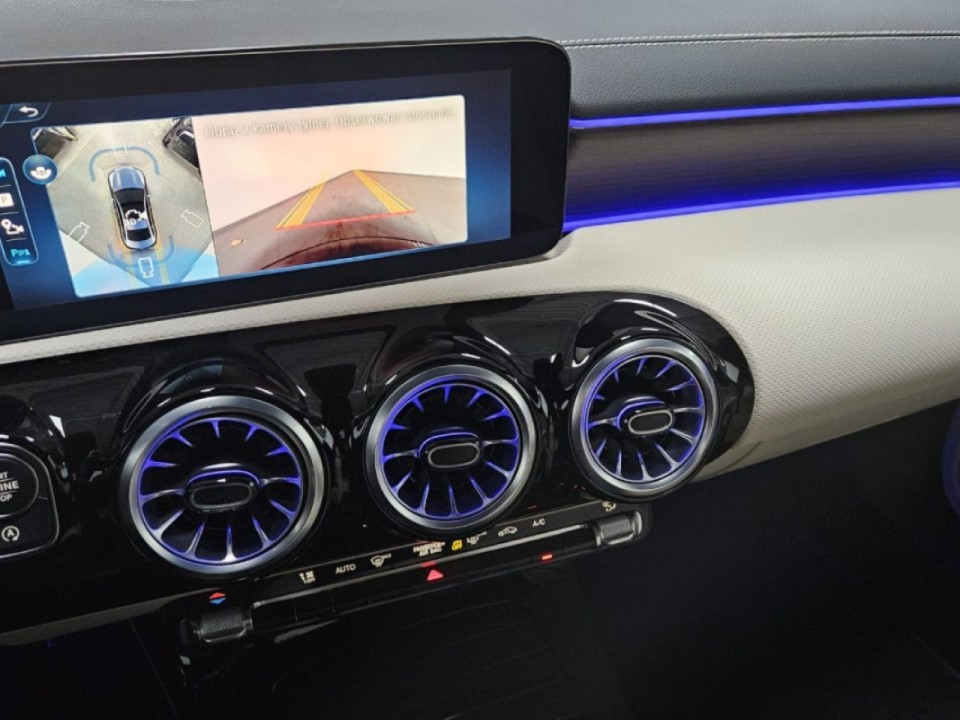 Mercedes-Benz CLA 220 4MATIC - foto 11