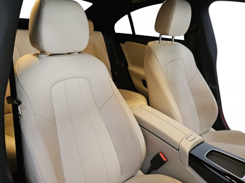 Mercedes-Benz CLA 220 4MATIC - foto 12