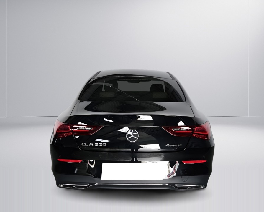 Mercedes-Benz CLA 220 4MATIC (4)