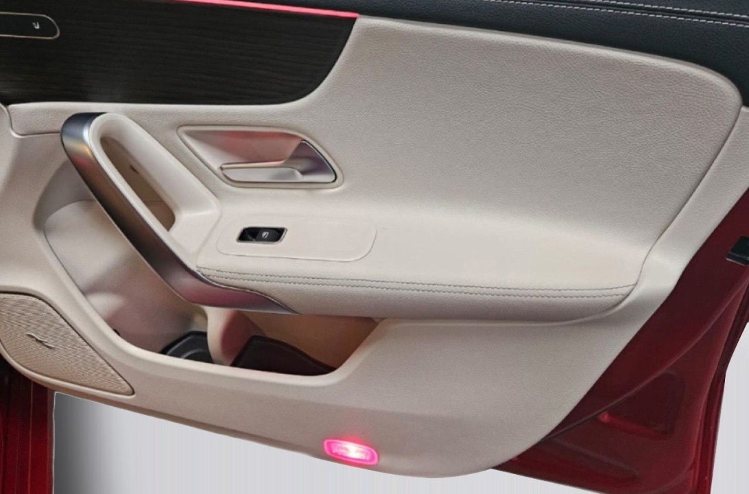 Mercedes-Benz CLA 220 4MATIC - foto 18