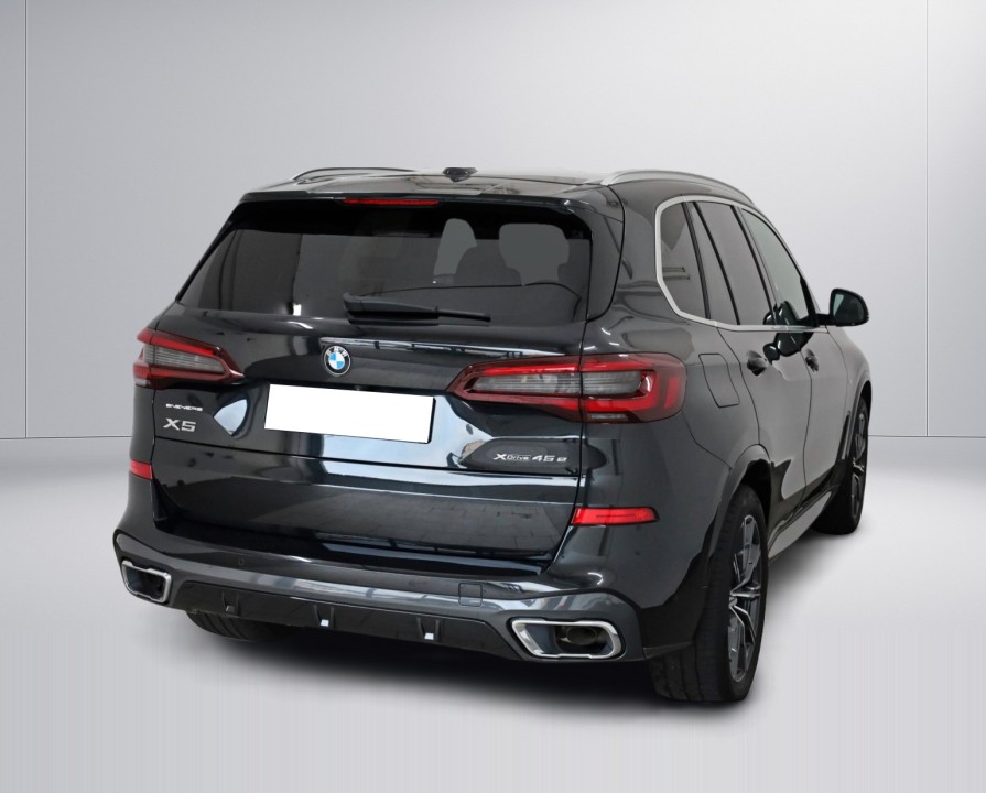 BMW X5 xDrive45e M-Sport (4)