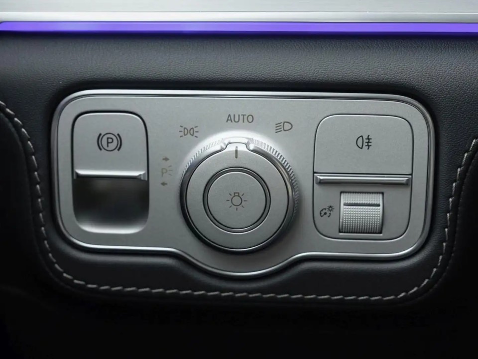 Mercedes-Benz GLE 53 AMG 4MATIC+ - foto 11