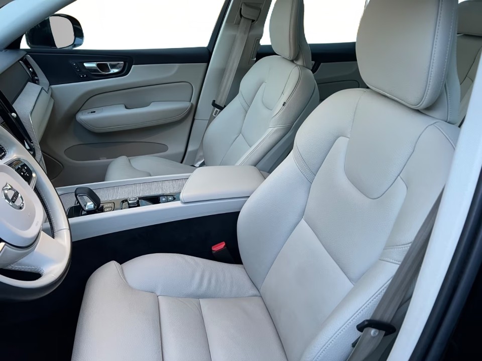 Volvo XC 60 T8 Recharge Plus Bright - foto 9