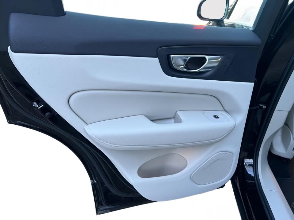 Volvo XC 60 T8 Recharge Plus Bright - foto 17