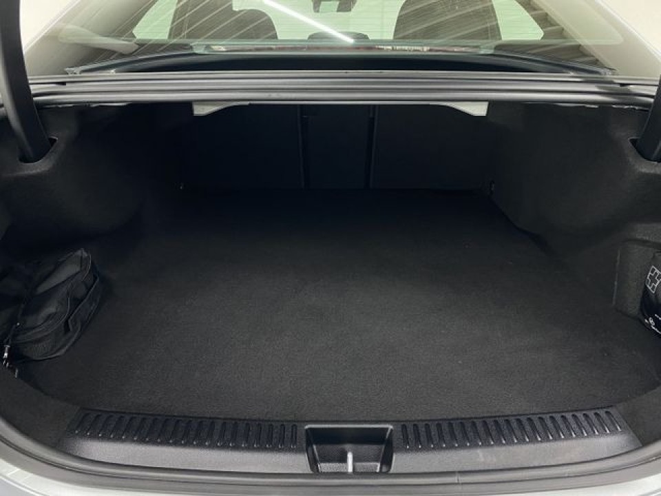 Mercedes-Benz E 300de 4MATIC AMG - foto 15