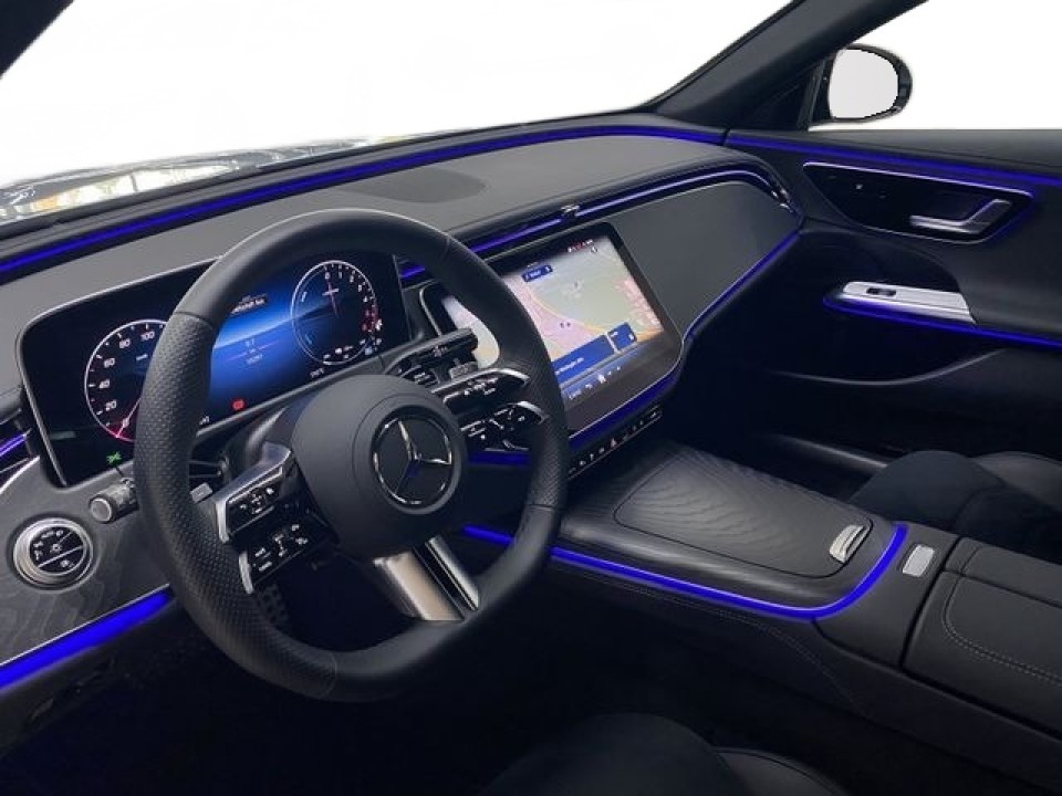 Mercedes-Benz E 300de 4MATIC AMG - foto 10