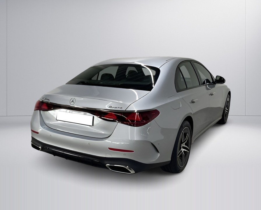 Mercedes-Benz E 300de 4MATIC AMG (3)