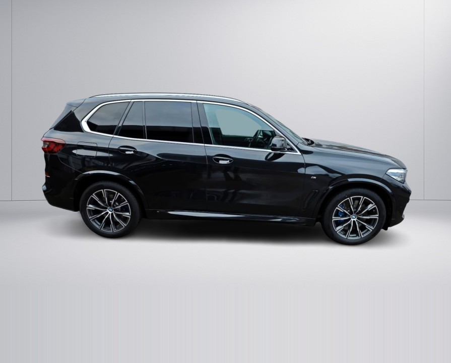BMW X5 xDrive45e M-Sport (3)