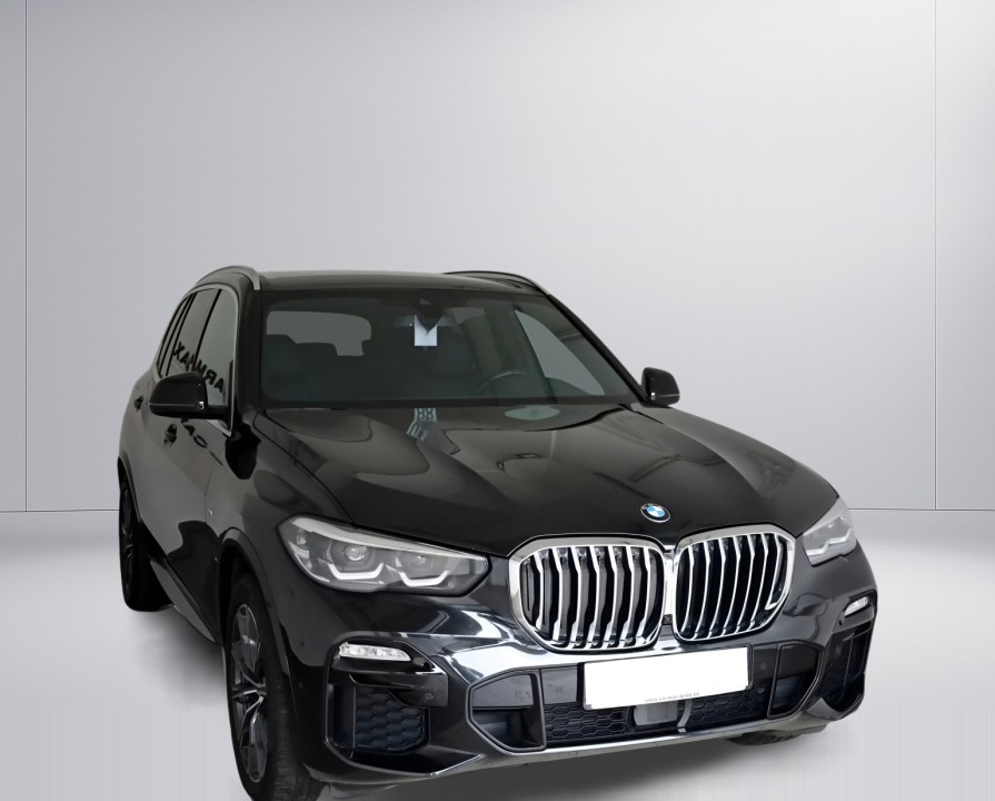 BMW X5 xDrive45e M-Sport (2)