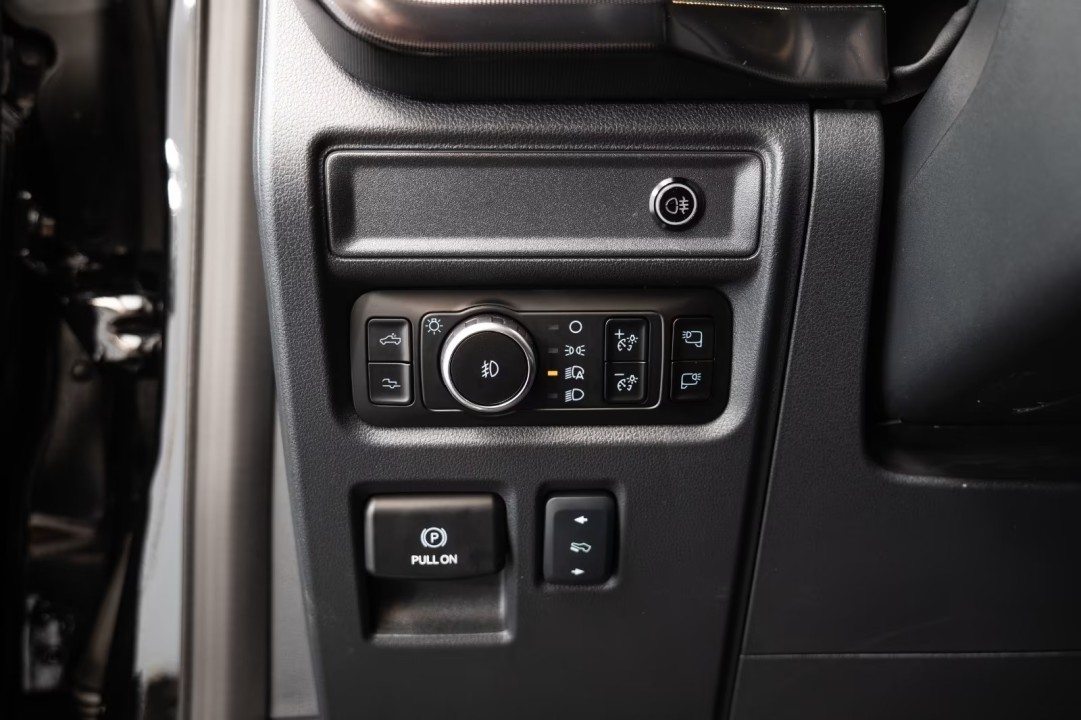 Ford F150 Raptor - foto 14