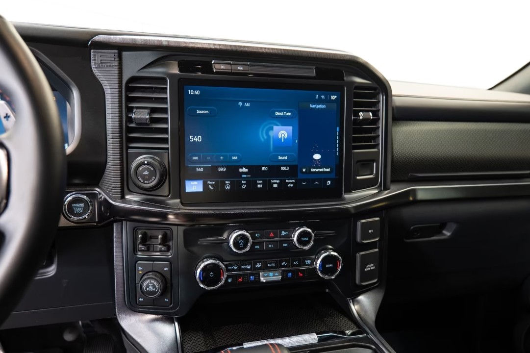 Ford F150 Raptor - foto 10